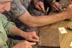 Uluwatu: corso di creazione di gioielli in argento con foto ricordo