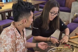 Uluwatu: corso di creazione di gioielli in argento con foto ricordo