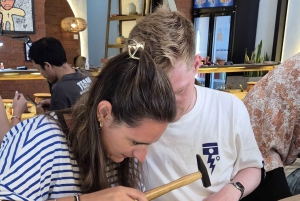 Uluwatu: corso di creazione di gioielli in argento con foto ricordo