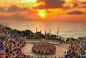 Uluwatu tempel & Kecak dans met zonsondergang - all inclusive