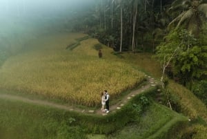 Wanderlust fødselsdagsfoto og -video med drone og redigering