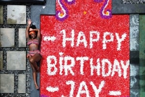 Wanderlust fødselsdagsfoto og -video med drone og redigering