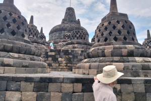 Yogyakarta: 4-Day Multilingual Guided Tour of Java