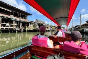 バンコクの運河でロングテールボートによるプライベートボートツアー(2時間)をお楽しみください