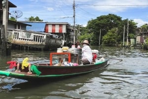 3 Hrs Private boat Tour Bangkok Floating Market by Flat Boat