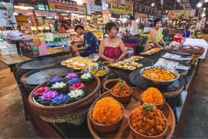 3 Hrs Private boat Tour Bangkok Floating Market by Flat Boat