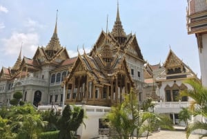 Visite étonnante du Grand Palais et des temples royaux de Bangkok