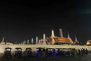 Incrível tour noturno de Tuk-Tuk em Bangkok com a rua Chinatown