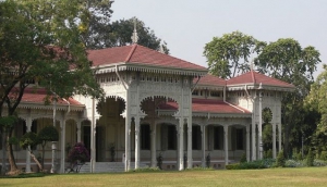 Arphisek Dusit Throne Hall