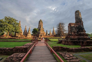Ayutthaya One Day: Famous Temples & Bang Pa-In Palace Tour