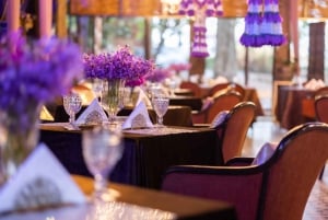Ayutthaya: UNESCO Heritage Tour on a Luxury Bus-Diner