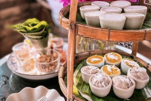 Ayutthaya: UNESCO Heritage Tour on a Luxury Bus-Diner