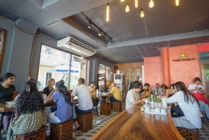 Bangkok: päivän kohokohdat yksityisellä ajoneuvolla ja oppaalla