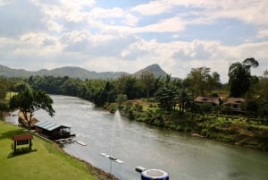 Bangkok: 2-dagers tur til Kwai-elven & Erawan nasjonalpark