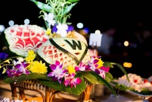 Bangkok: 2-timers middag og show på White Orchid-elvecruise