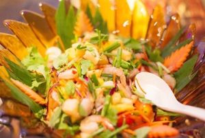 Bangkok : Dîner et spectacles de 2 heures sur la croisière fluviale White Orchid