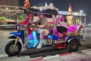 Bangkok: 2-hour Old City Night Food Tasting on CHOB TUK TUK
