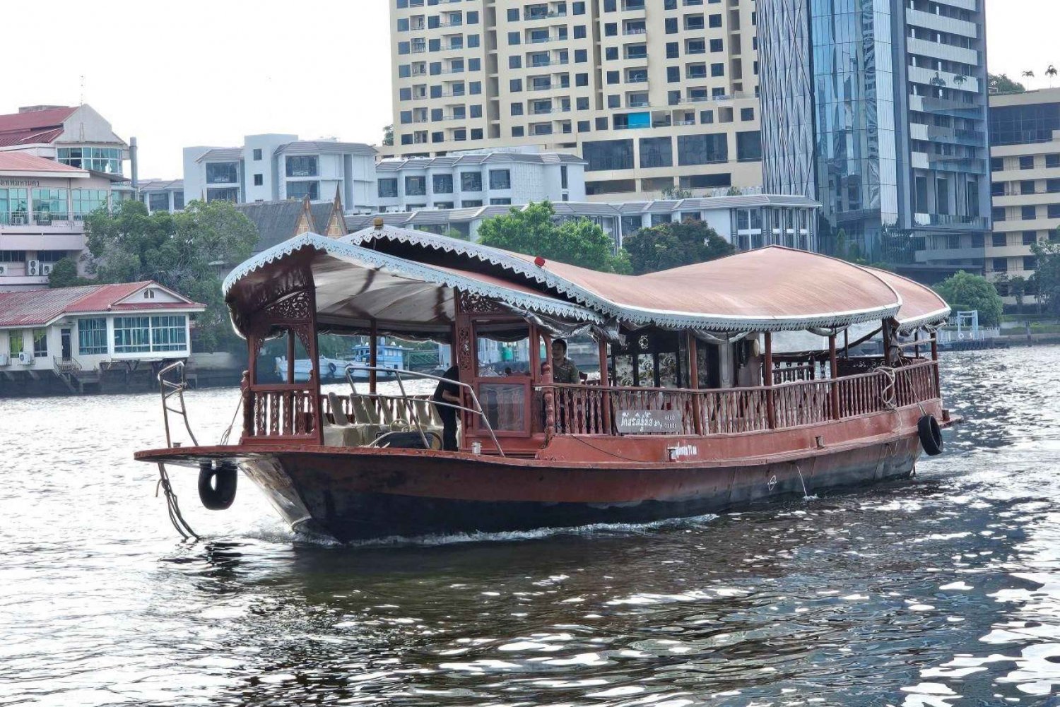 Bangkok: 2 timers omvisning på cruise i Bangkok med risbåt