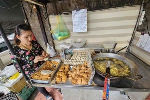 Bangkok: 4 tunnin kukkamarkkinat ja Pikku-Intia Tour Mini Group