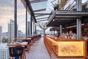 Bangkok: Pacotes de comida e bebida no terraço Above Eleven