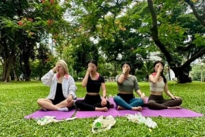 Bangkok: Ochtendyoga voor alle niveaus in Lumphini Park