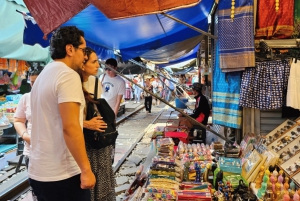 Bangkok : visite privée d'une journée aux marchés flottants et ferroviaires d'Amphawa