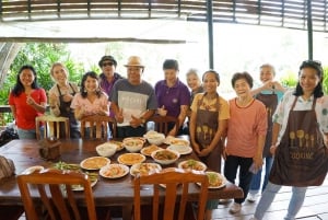 Bangkok: Authentic Thai Cooking Class and Local Lifestyle