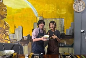 Bangkok: Autentisk thailändsk matlagningskurs – mysig och praktisk