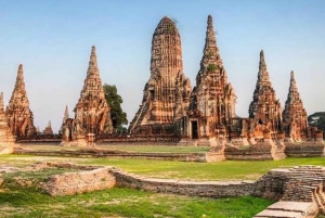 Bangkok: Ayutthaya Temples and River Cruise Day Tour