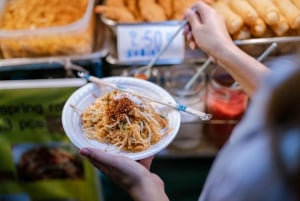 Bangkokin Backstreets Kulinaarinen seikkailu Chinatownissa