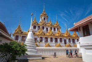 Bangkok: Backstreets and Historic Temples Bike Tour