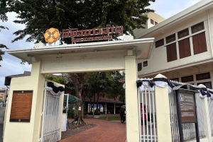 Bangkok: Banglamphu Street Food & Riverside Charm with boat