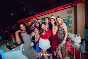 Imprezowa wycieczka po klubach Bangkoku: odkrywaj, łącz się i baw się na całym świecie