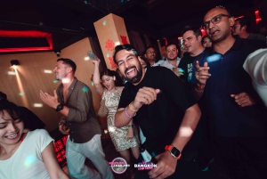 Imprezowa wycieczka po klubach Bangkoku: odkrywaj, łącz się i baw się na całym świecie