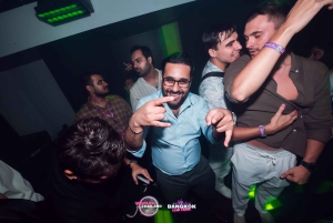 Imprezowa wycieczka po klubach Bangkoku: odkrywaj, łącz się i baw się na całym świecie
