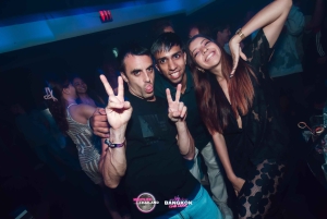 Imprezowa wycieczka po klubach Bangkoku: odkrywaj, łącz się i baw się na całym świecie