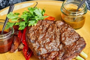 Bangkok: Bar.Yard Rooftop Bar Kimpton Maa-Lai F&B -paketit