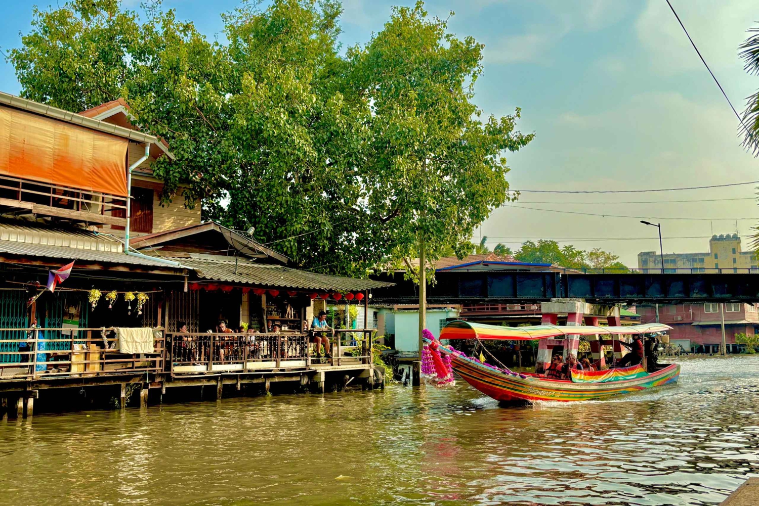 Bangkok: Cykel, båt och mattur i Thonburi