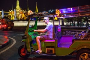 Markets, Temples and Food Night Tour by Tuk Tuk