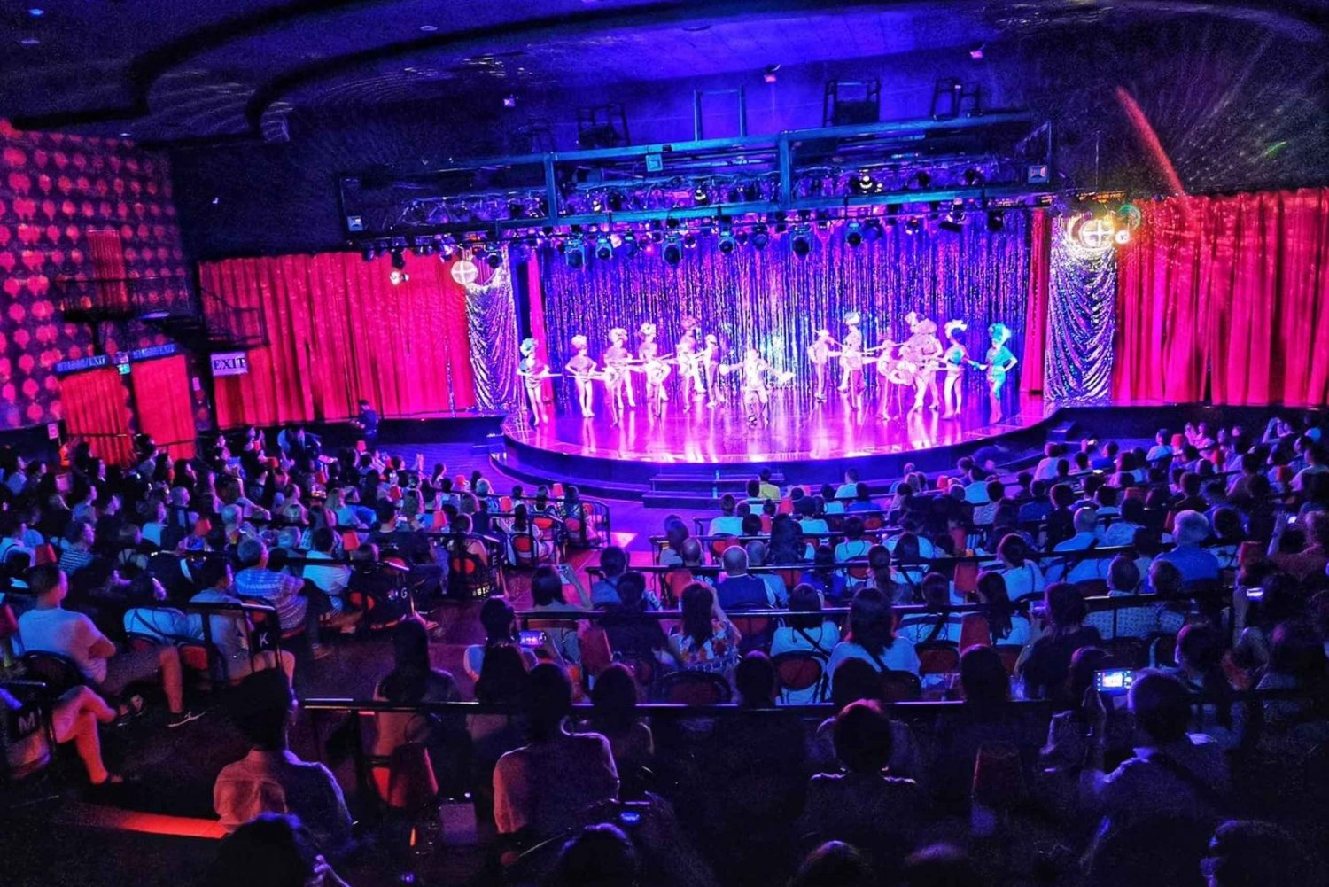 Bangkok: Inträdesbiljett till Calypso Cabaret Show