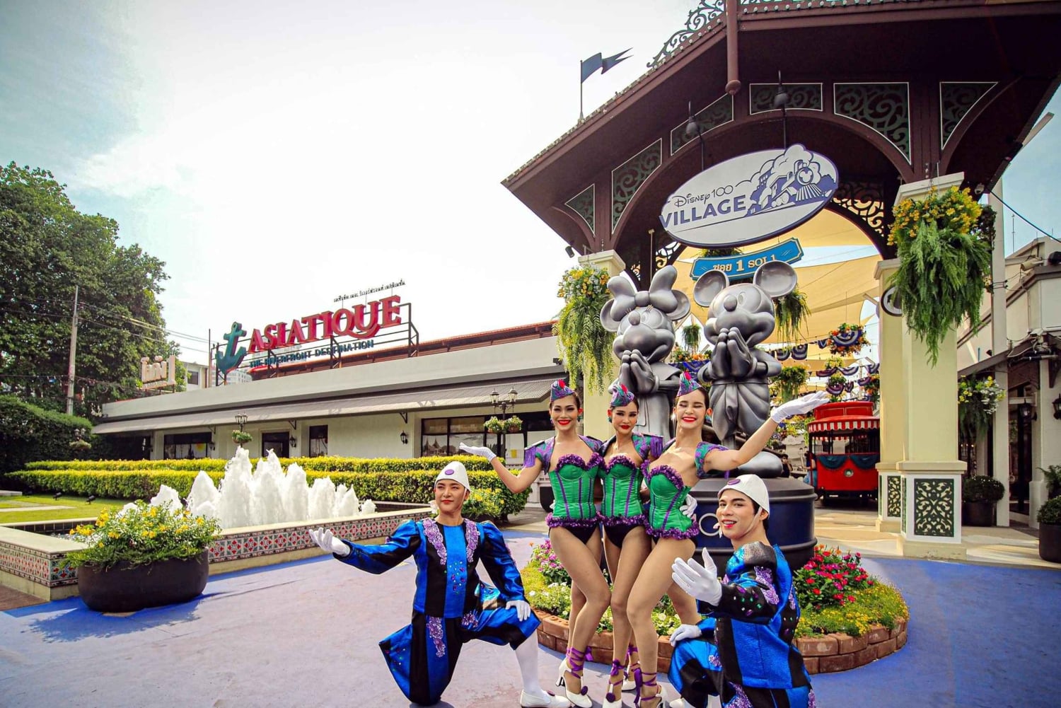 Bangkok: Spettacolo di Cabaret Calypso con trasferimento in hotel