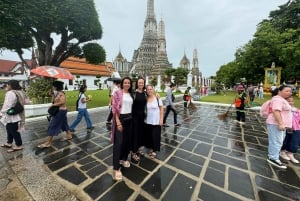 Bangkok: Canal Tour Local Life Along Waterways ends Wat Arun