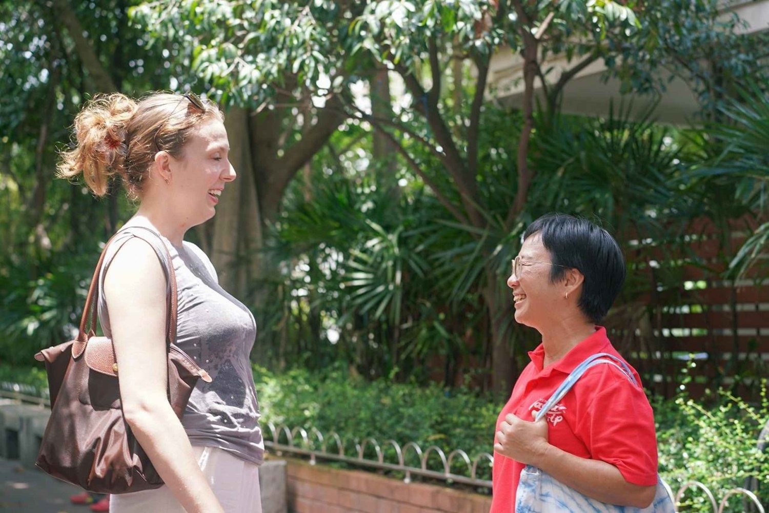 Bangkok: wycieczka po wiosce nad kanałem łodzią EV i lunch