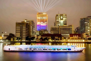 Бангкок: Карнавальная прогулка с ужином, пивом и «шведским столом»