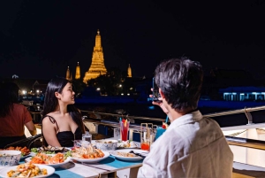 Бангкок: Карнавальная прогулка с ужином, пивом и «шведским столом»