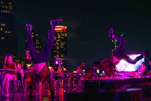 Бангкок: Карнавальная прогулка с ужином, пивом и «шведским столом»