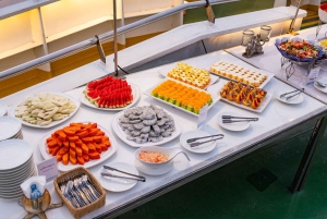 Бангкок: Карнавальная прогулка с ужином, пивом и «шведским столом»