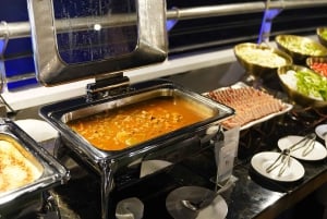 Bangkok: Karnevaaliristeily illallisella, jossa on ilmainen olut ja buffet