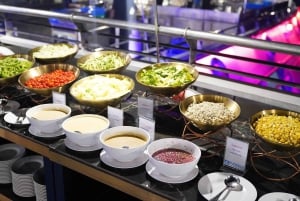 Bangkok: Karnevaaliristeily illallisella, jossa on ilmainen olut ja buffet