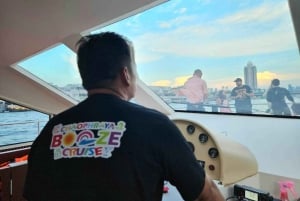 Bangkok: Crucero en barco por el Chao Phraya con bebidas ilimitadas